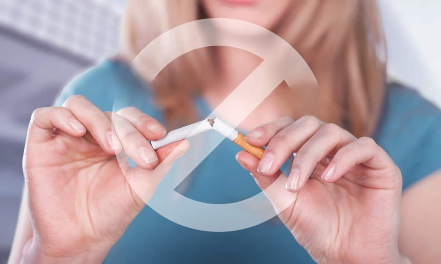 Μαύρα δόντια. Λεκέδες στα δόντια απο τσίγαρο.